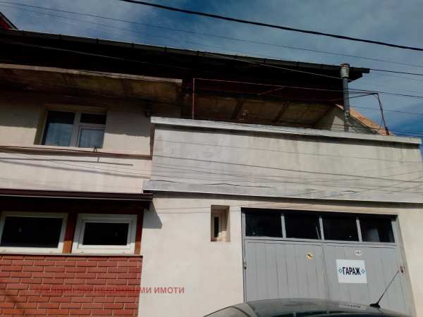 Продава къща, гр. дупница, област кюстендил