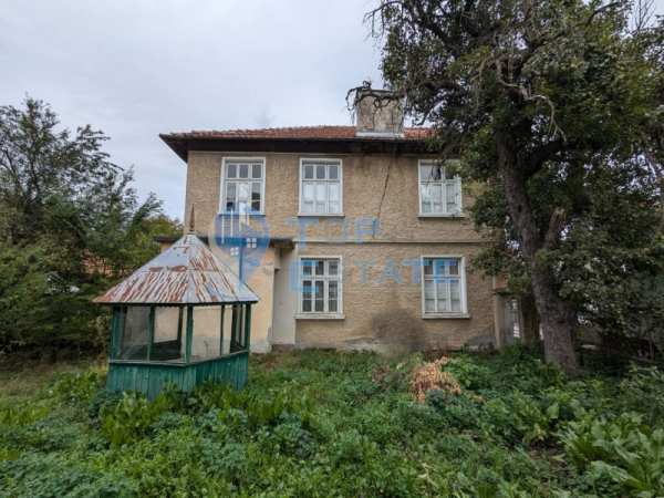 Продава  къща гр. Плачковци, област Габрово
      180 кв.м