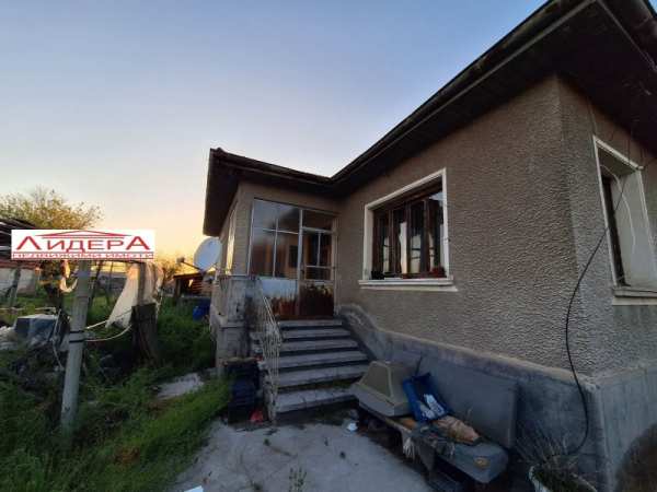 Продава къща, с. градина, област пловдив
