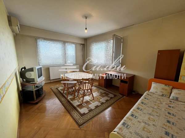 Продава 2-стаен, гр. шумен, тракия