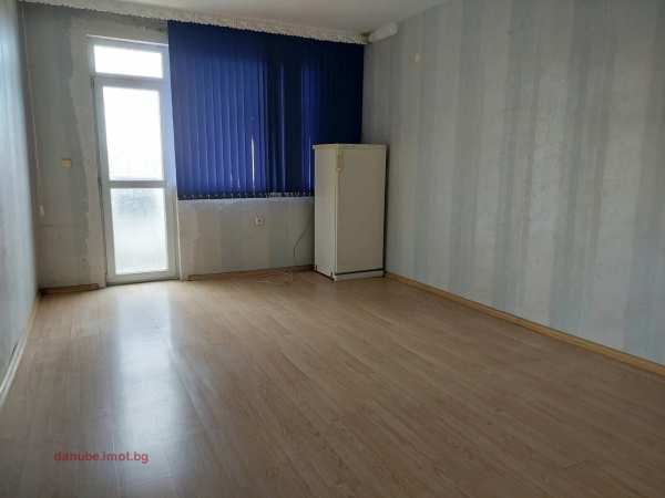 Продава 3-стаен, гр. русе, широк център