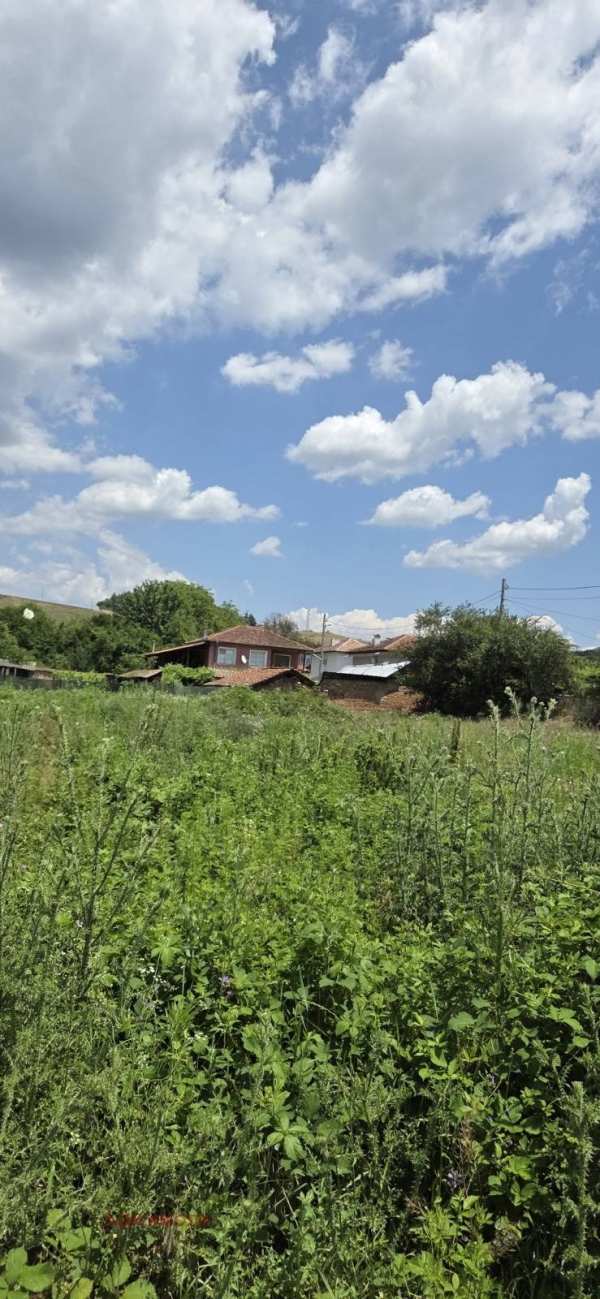 Продава парцел, с. домлян, област пловдив
