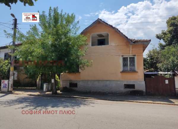 Продава къща, с. багренци, област кюстендил