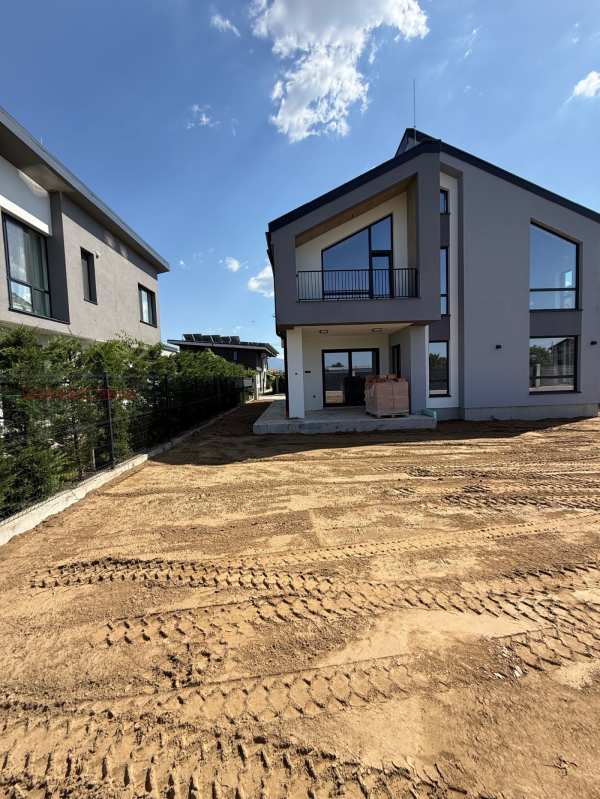 Продава къща, с. равно поле, област софия област