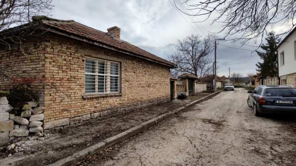 Продава къща, с. невша, област варна