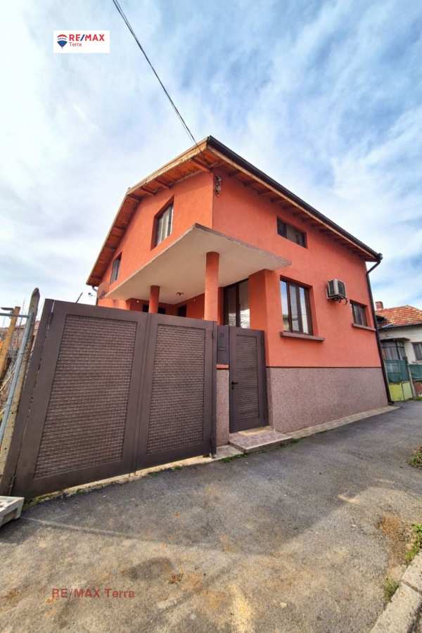 Продава къща, гр. бяла слатина, област враца