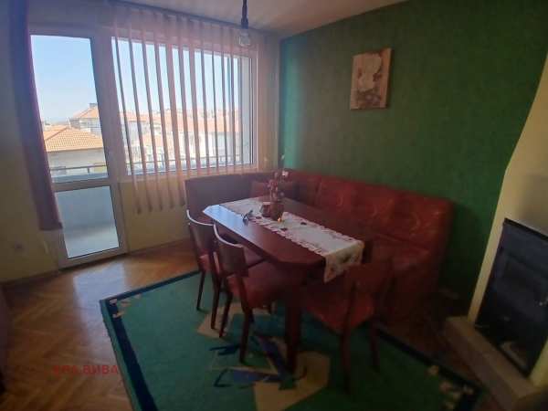 Продава 4-стаен, гр. аксаково, област варна