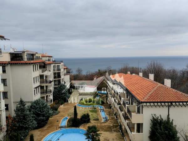 Продава 3-стаен, гр. обзор, област бургас
