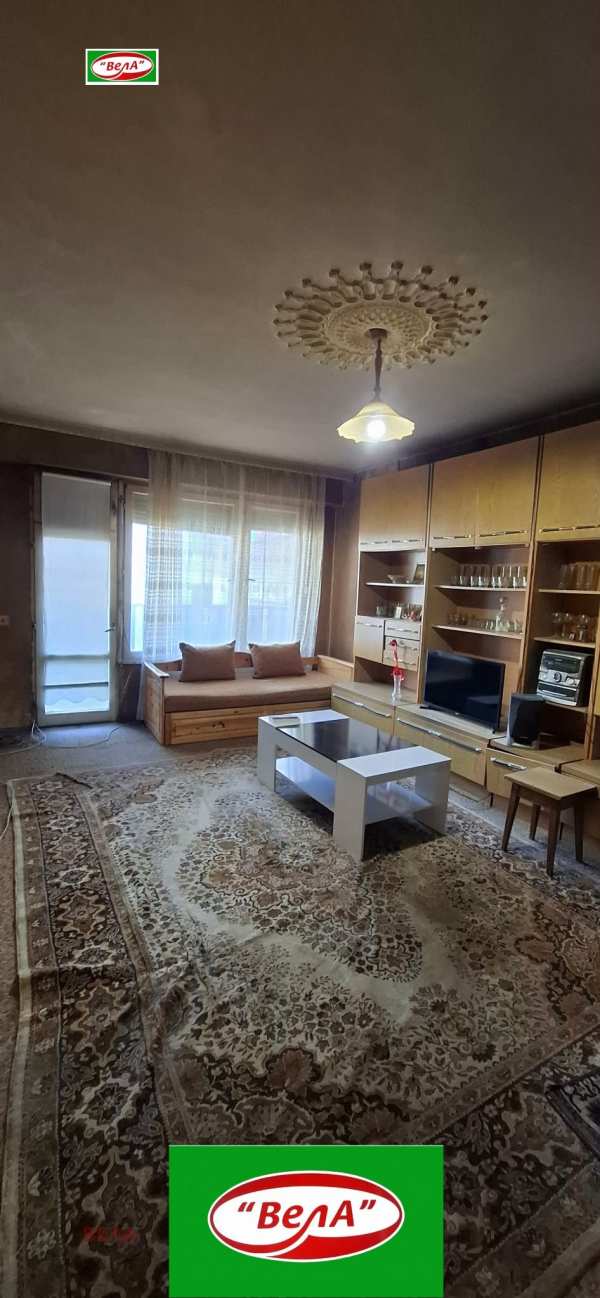 Продава 2-стаен, гр. лясковец, област велико търново