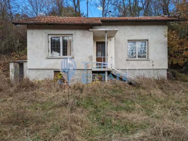 Продава  къща с. Вонеща вода, област Велико Търново
      45 кв.м