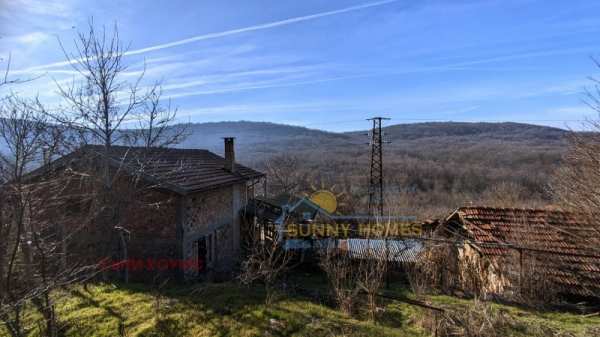 Продава къща, с. малки чифлик, област велико търново