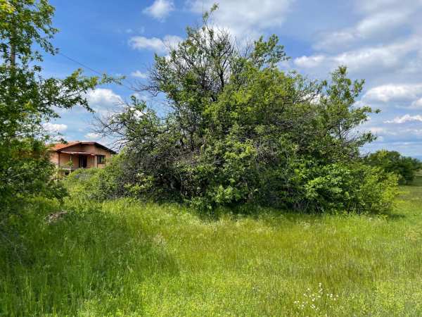 Продава парцел, с. вакарел, област софия област