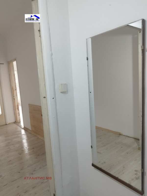 Продава 2-стаен, гр. силистра, център