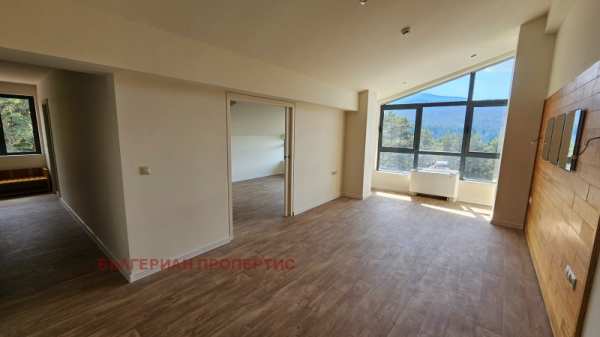 Продава  3-стаен к.к. Боровец, област София
      119 кв.м