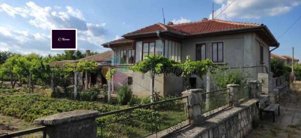 Продава къща, с. владимирово, област добрич