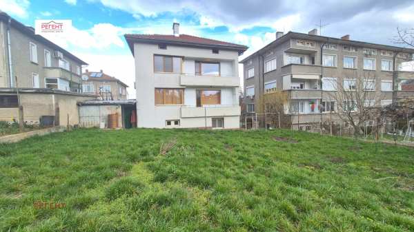 Продава къща, гр. габрово, център