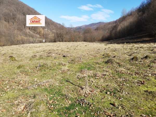 Продава парцел, с. балканец, област ловеч