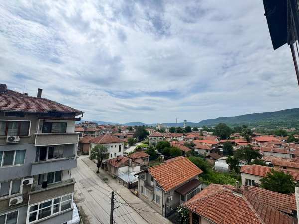 Продава 4-стаен, гр. севлиево, област габрово