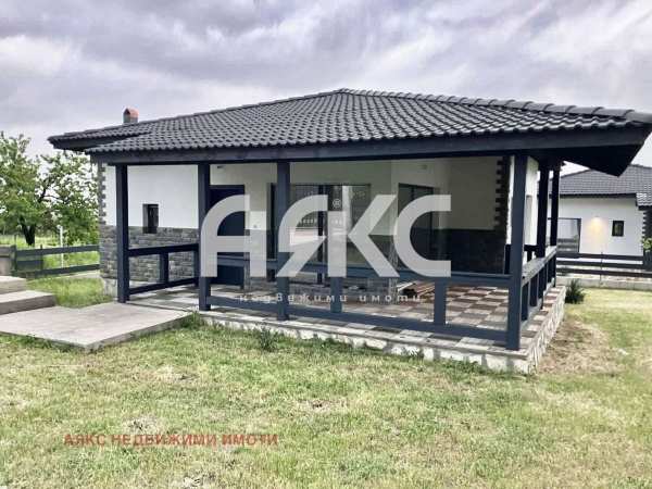 Продава къща, с. симеоновец, област пазарджик