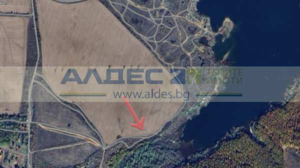 Продава парцел, с. огняново, област софия област