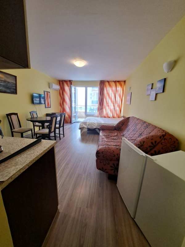 Продава  многостаен к.к. Слънчев бряг, област Бургас
      140 кв.м