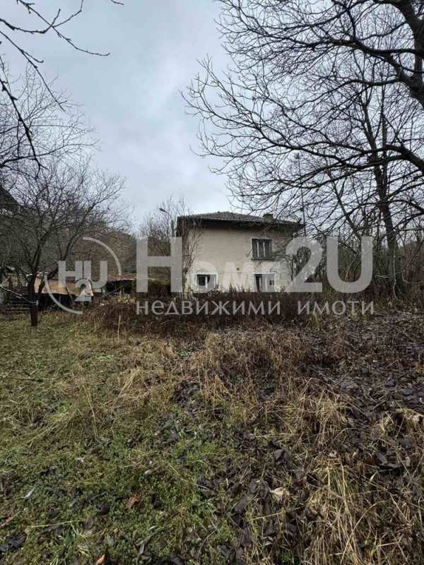 Продава къща, с. гинци, област софия област