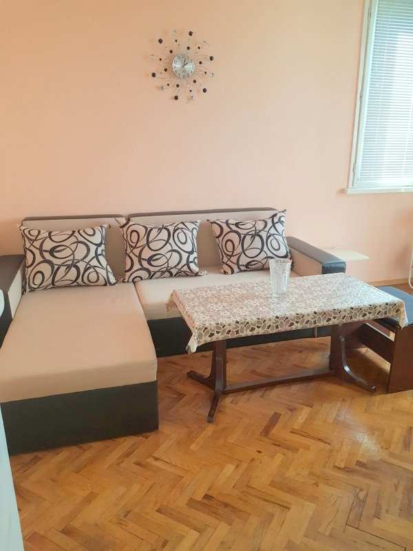 Продава  многостаен гр. Айтос, област Бургас
      96 кв.м