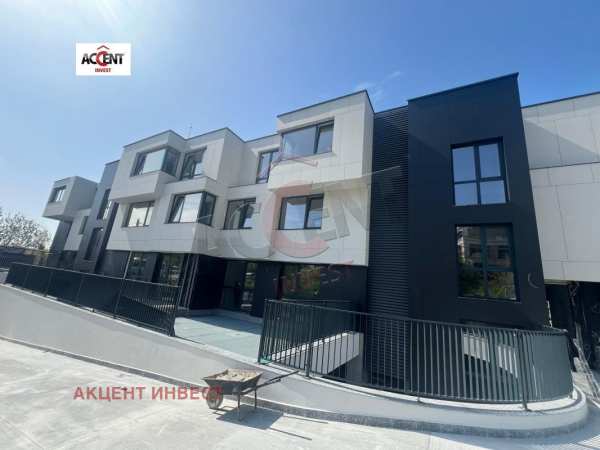 Продава 3-стаен, гр. варна, бриз