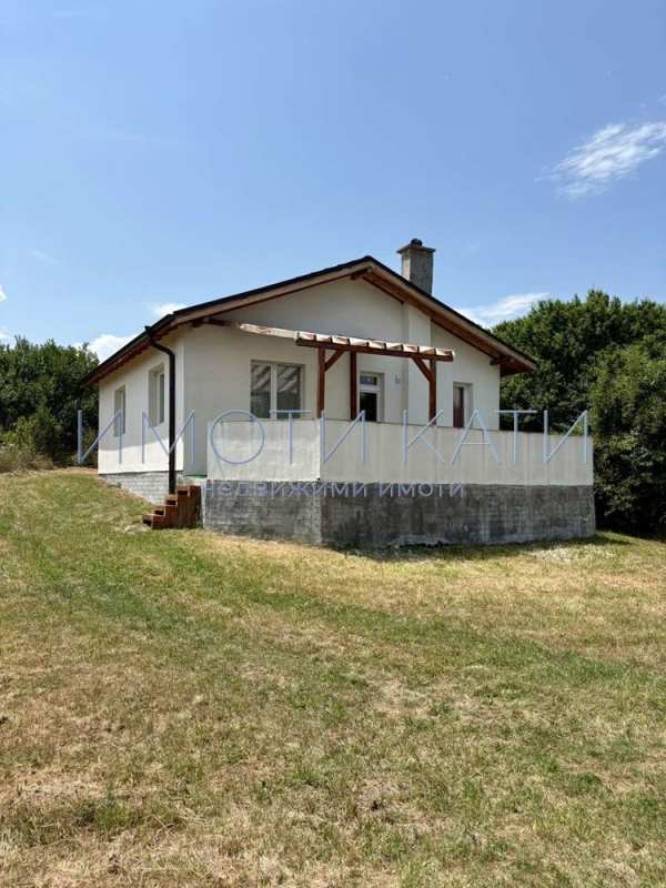 Продава къща, с. егълница, област перник