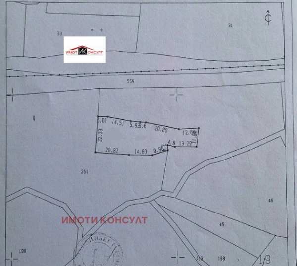 Продава  парцел с. Средни колиби, област Велико Търново
      4964 кв.м