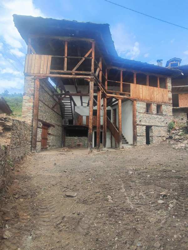 Продава къща, с. ковачевица, област благоевград