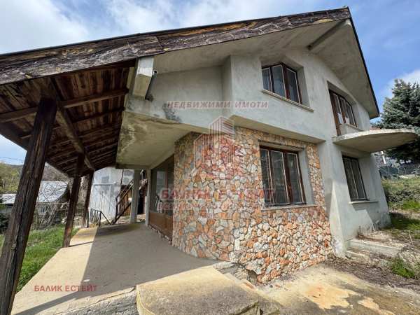 Продава вила, гр. балчик, област добрич