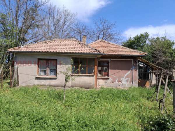 Продава  къща с. Стрелец, област Велико Търново
      70 кв.м