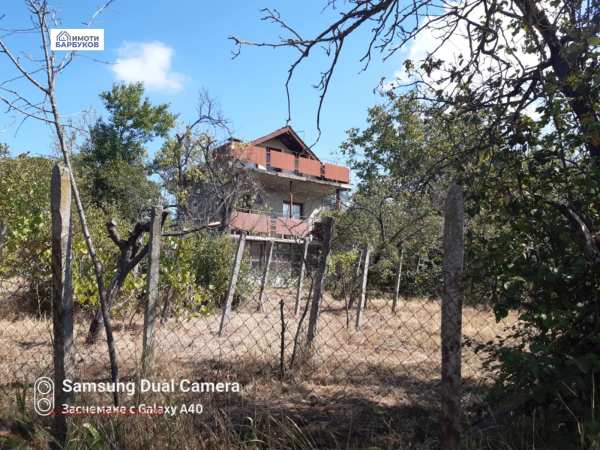 Продава вила, с. николово, област русе