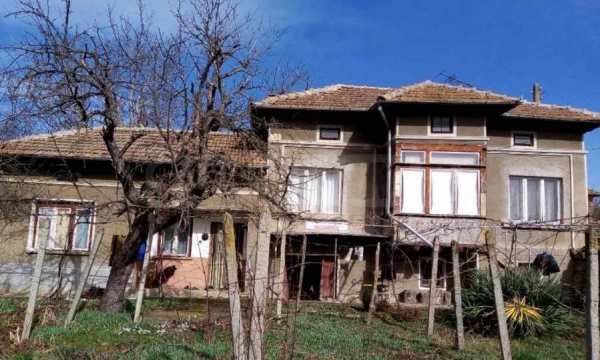 Продава къща, гр. павликени, област велико търново
