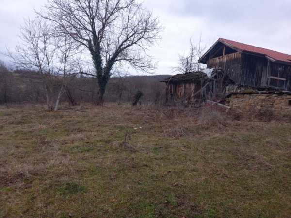 Продава парцел, с. белиш, област ловеч