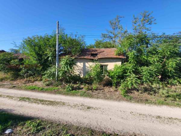 Продава парцел, гр. гулянци, област плевен