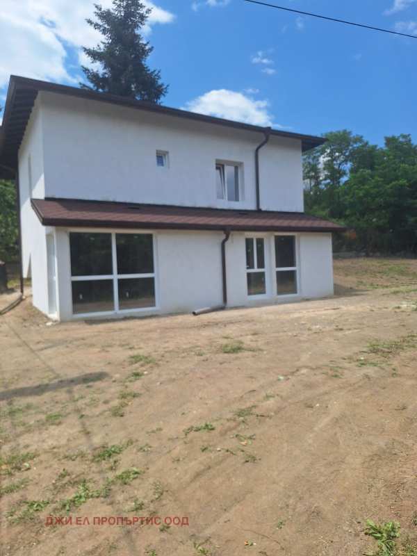Продава къща, с. владо тричков, област софия област