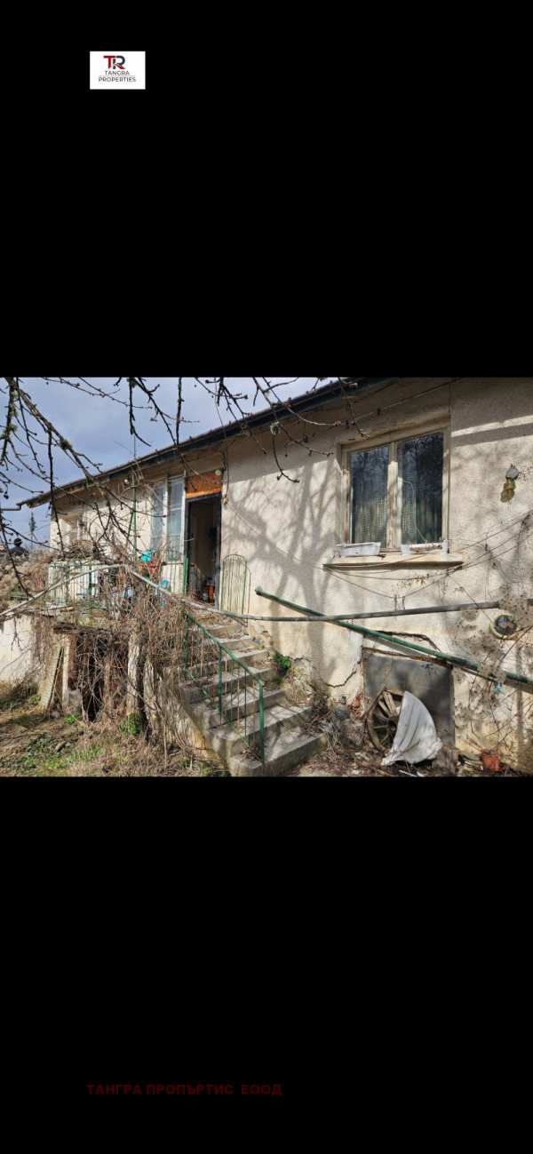 Продава  къща с. Горна Диканя, област Перник
      92 кв.м