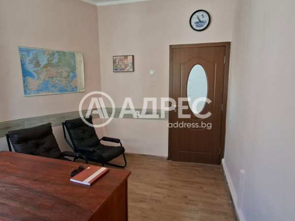 Дава под наем офис, гр. карлово, област пловдив