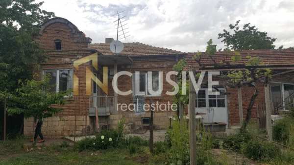 Продава къща, с. червенци, област варна
