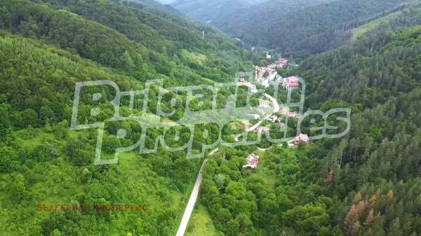 Продава парцел, с. чифлик, област ловеч
