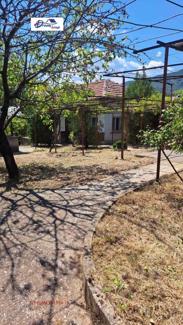 Продава къща, гр. ябланица, област ловеч
