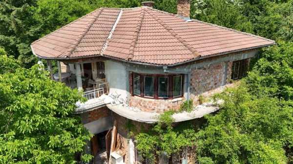 Продава къща, гр. своге, област софия област