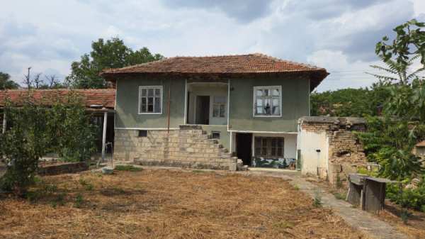 Продава къща, с. кривня, област варна