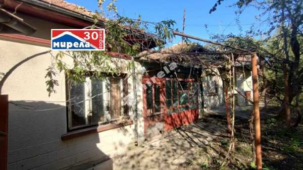 Продава къща, с. страхилово, област велико търново