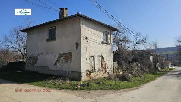 Продава къща, с. радювене, област ловеч
