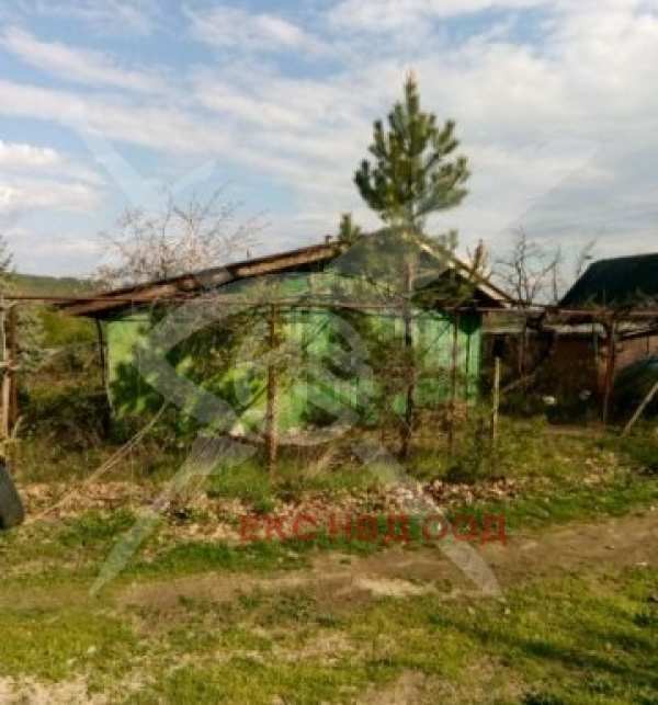 Продава вила, с. сърнегор, област пловдив