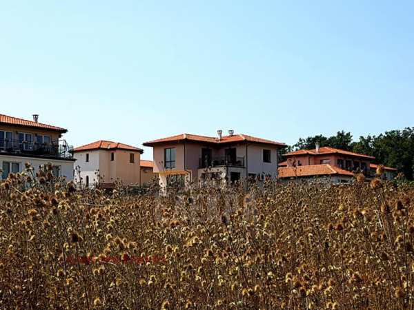 Продава парцел, с. юнец, област варна