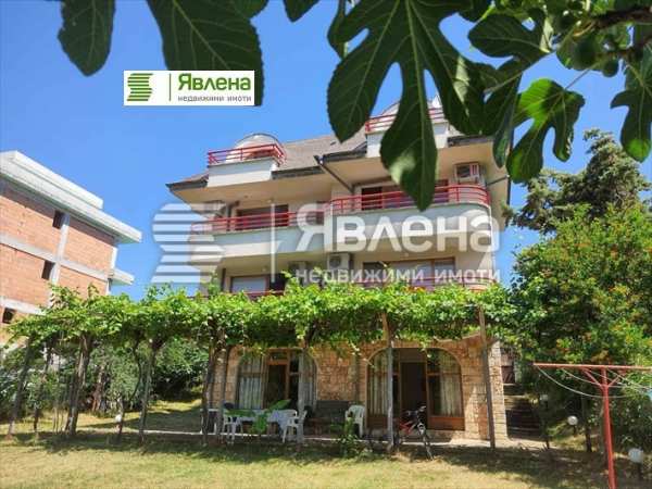 Продава къща, с. синеморец, област бургас
